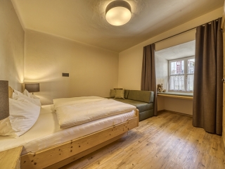 Kreuzwegerhof-Nals Ferienwohnung Golden / Royal 